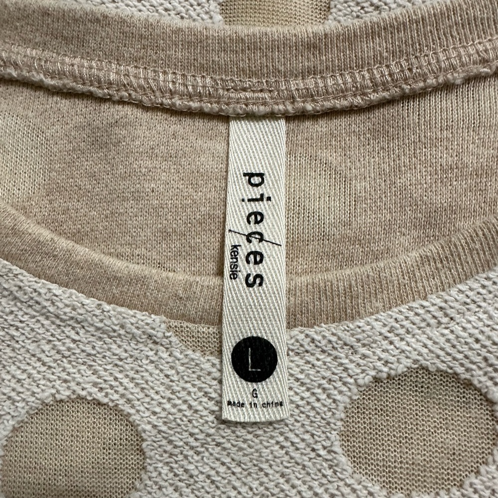 Kenzie Pieces Cream & Beige Polka-dot French Terry Pullover Top, Size L - Picture 8 of 10